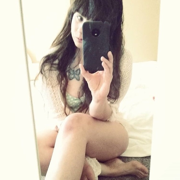 Meet your Posher, Jean - Picture 9 of 16